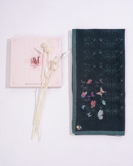 Pashmina Monogram